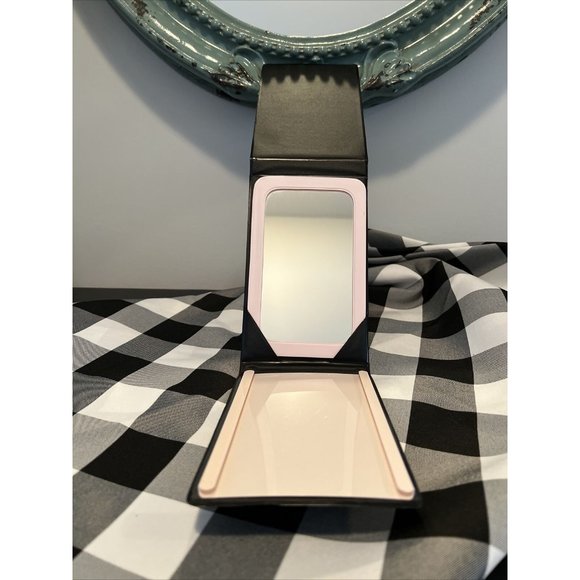 Mary Kay Accessories - Mary Kay Make Up Case Tri-Fold Standing Travel Mirror